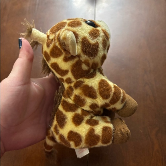 Ty Brown and Cream Giraffe Plush - Picture 5 of 7